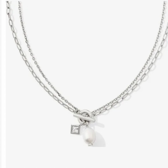 Kendra Scott Jewelry - NEW Kendra Scott Freshwater Pearl toggle Necklace